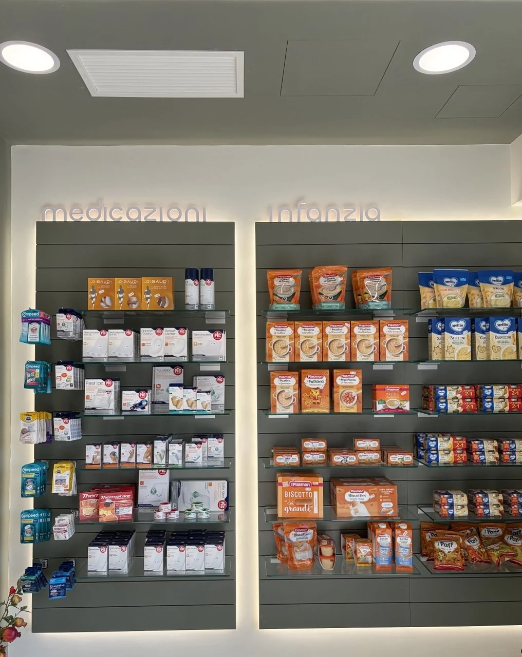 Reparto medicazioni della Farmacia dei Tigli